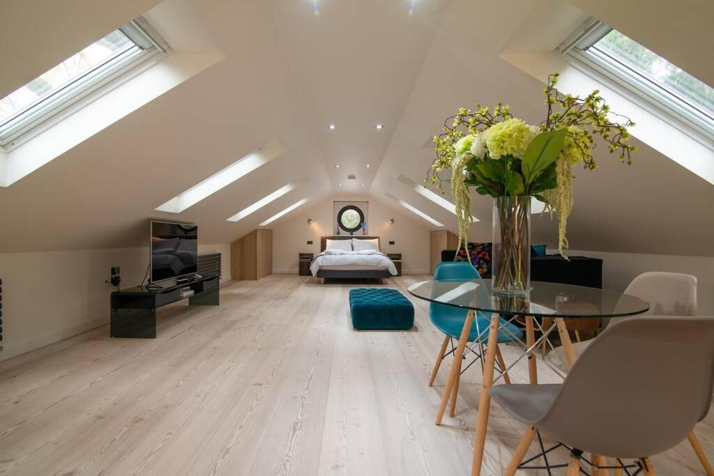 Willa Luxury Coach House Next To Woodland In Knutsford Zewnętrze zdjęcie