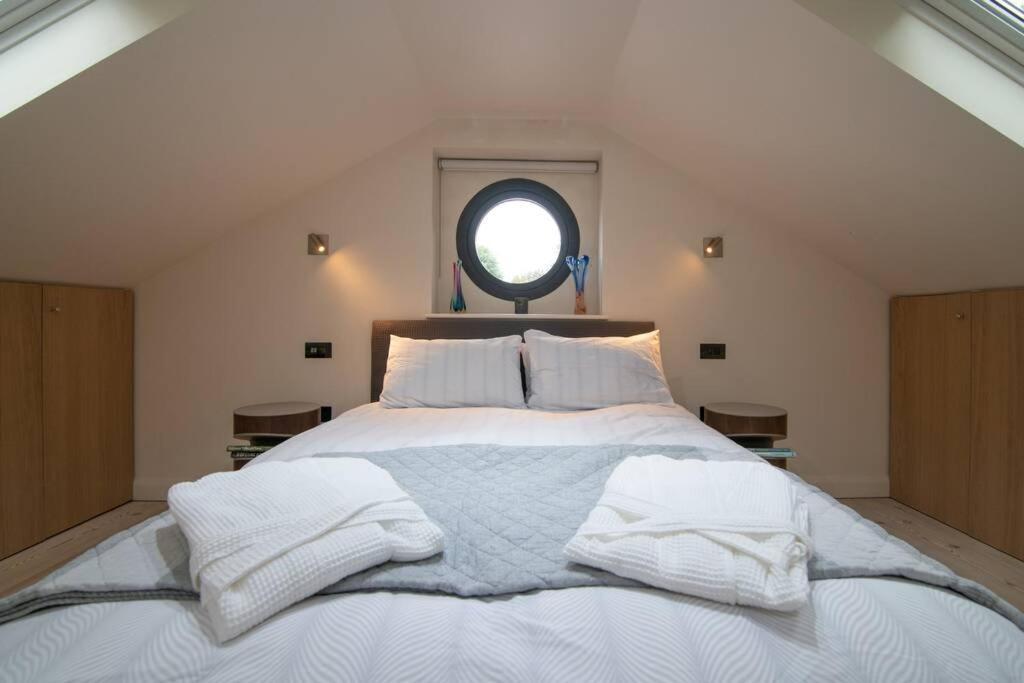 Willa Luxury Coach House Next To Woodland In Knutsford Zewnętrze zdjęcie